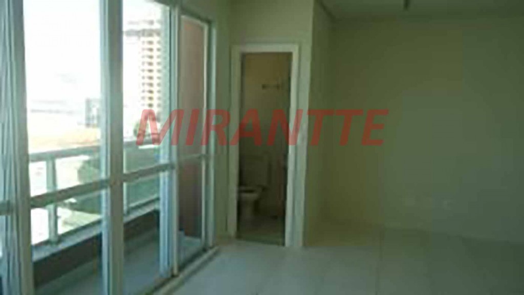 Comercial de 37m² em Santana