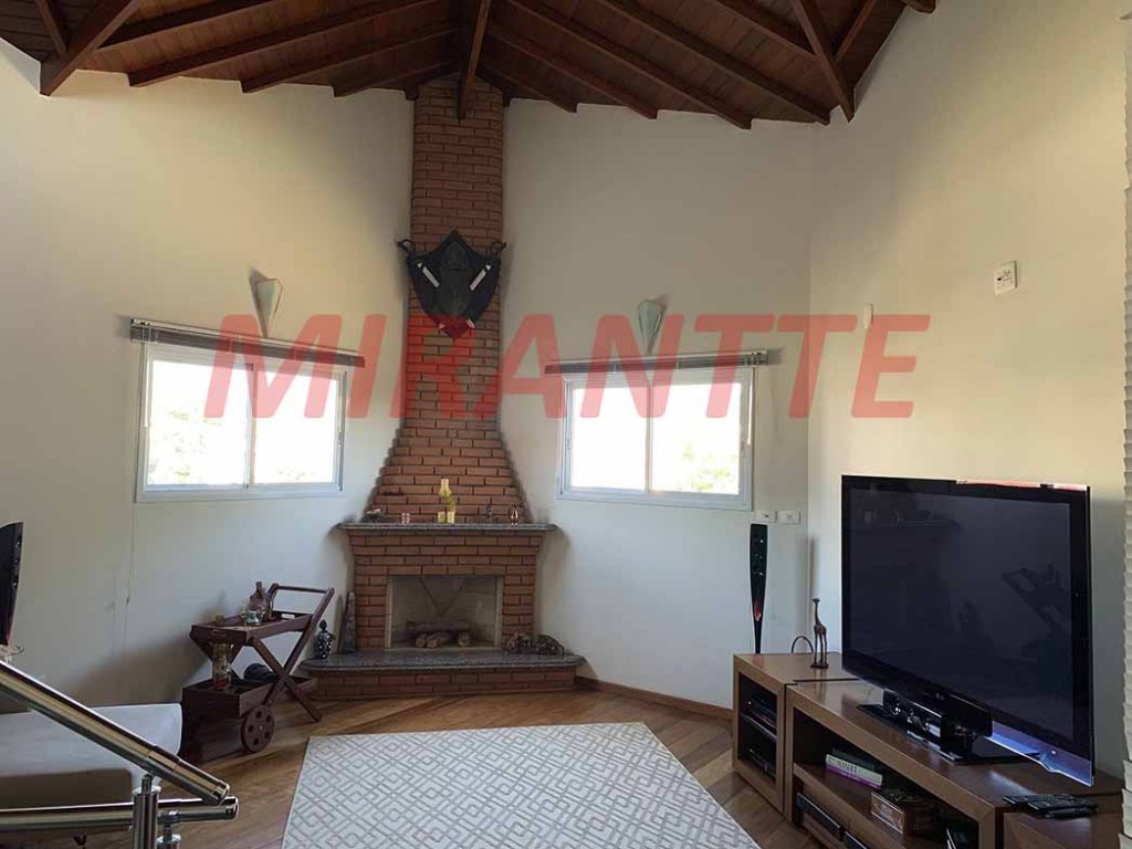Sobrado de 700m² com 5 quartos em Jardim São Bento