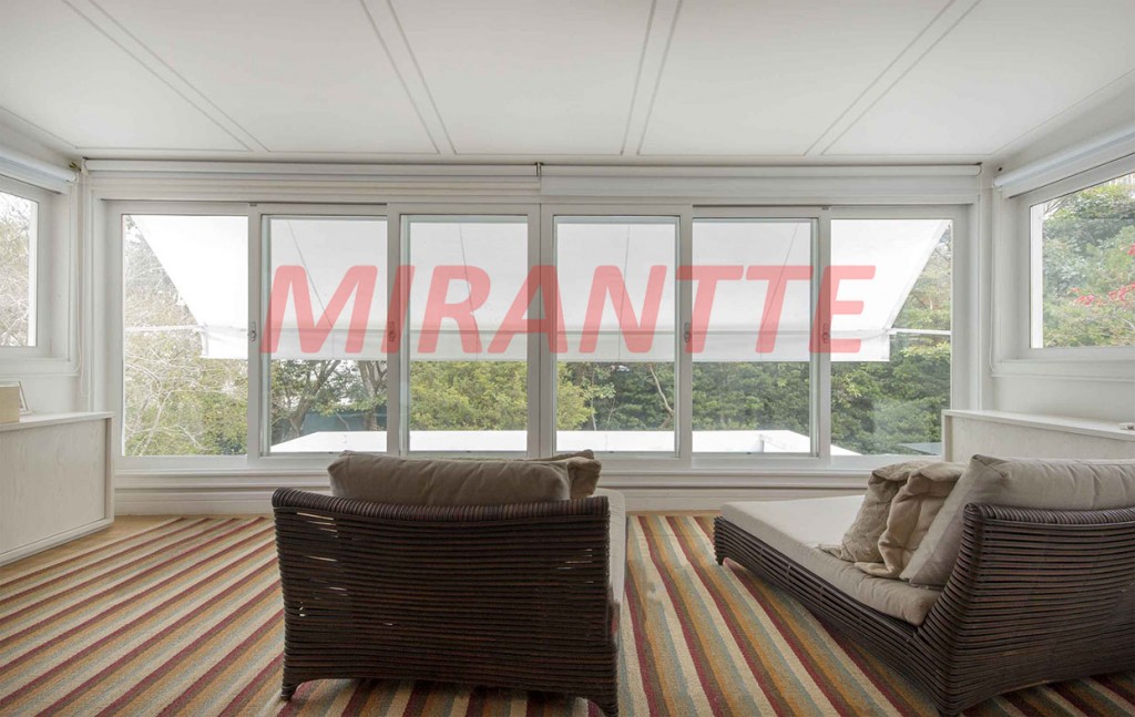 Sobrado de 1100m² com 5 quartos em Morumbi
