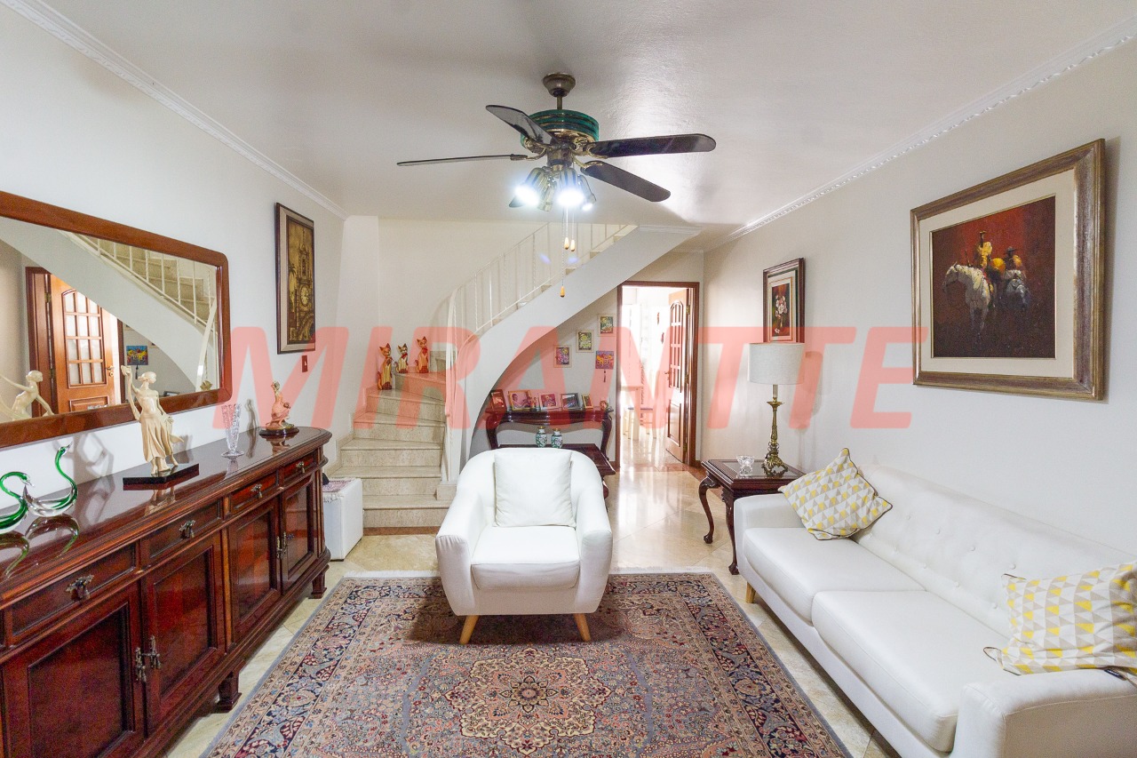 Sobrado de 128m² com 3 quartos em Santana