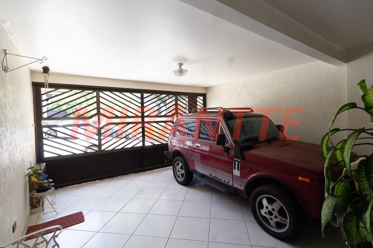 Sobrado de 128m² com 3 quartos em Santana