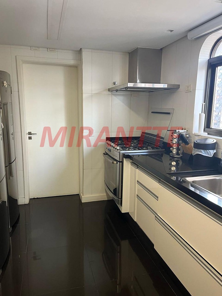 Apartamento de 280m² com 4 quartos em Santana