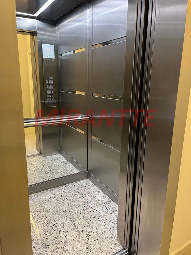 Apartamento de 280m² com 4 quartos em Santana