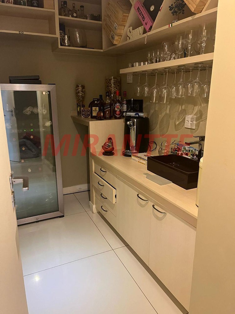 Apartamento de 280m² com 4 quartos em Santana