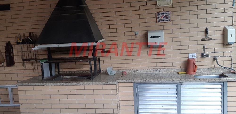 Sobrado de 180m² com 3 quartos em Vila Aurora