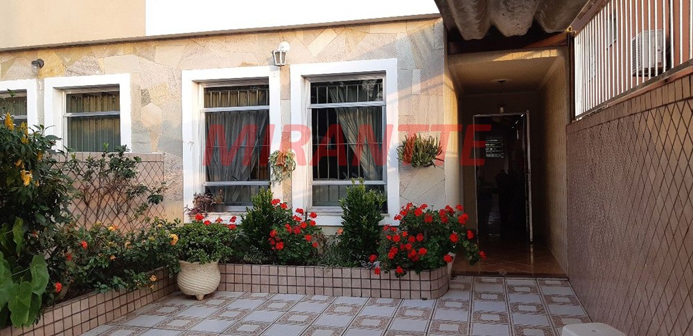 Sobrado de 180m² com 3 quartos em Vila Aurora
