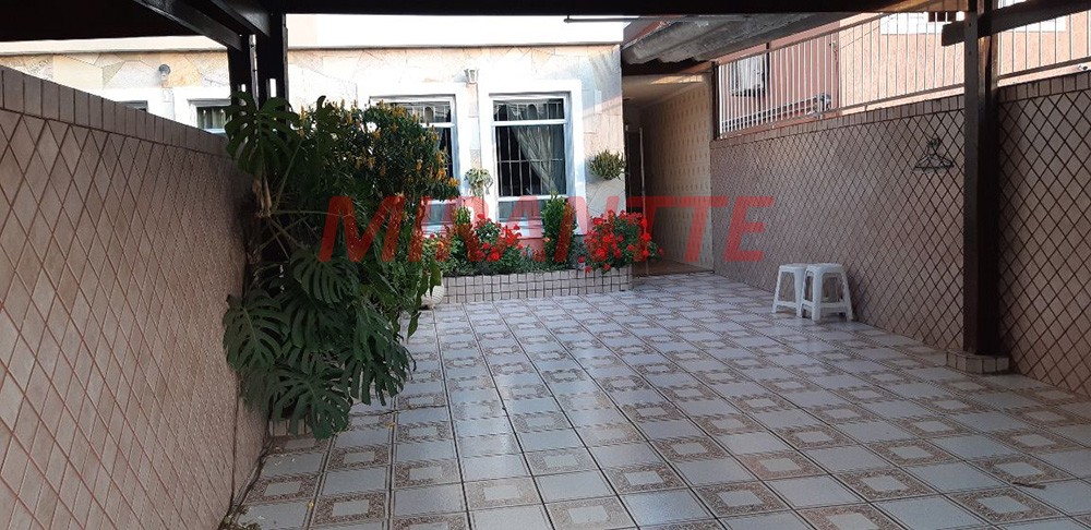 Sobrado de 180m² com 3 quartos em Vila Aurora
