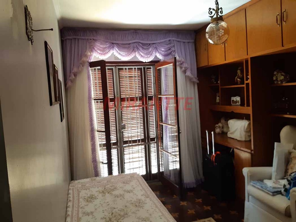 Casa terrea de 237m² com 3 quartos em Santa Teresinha