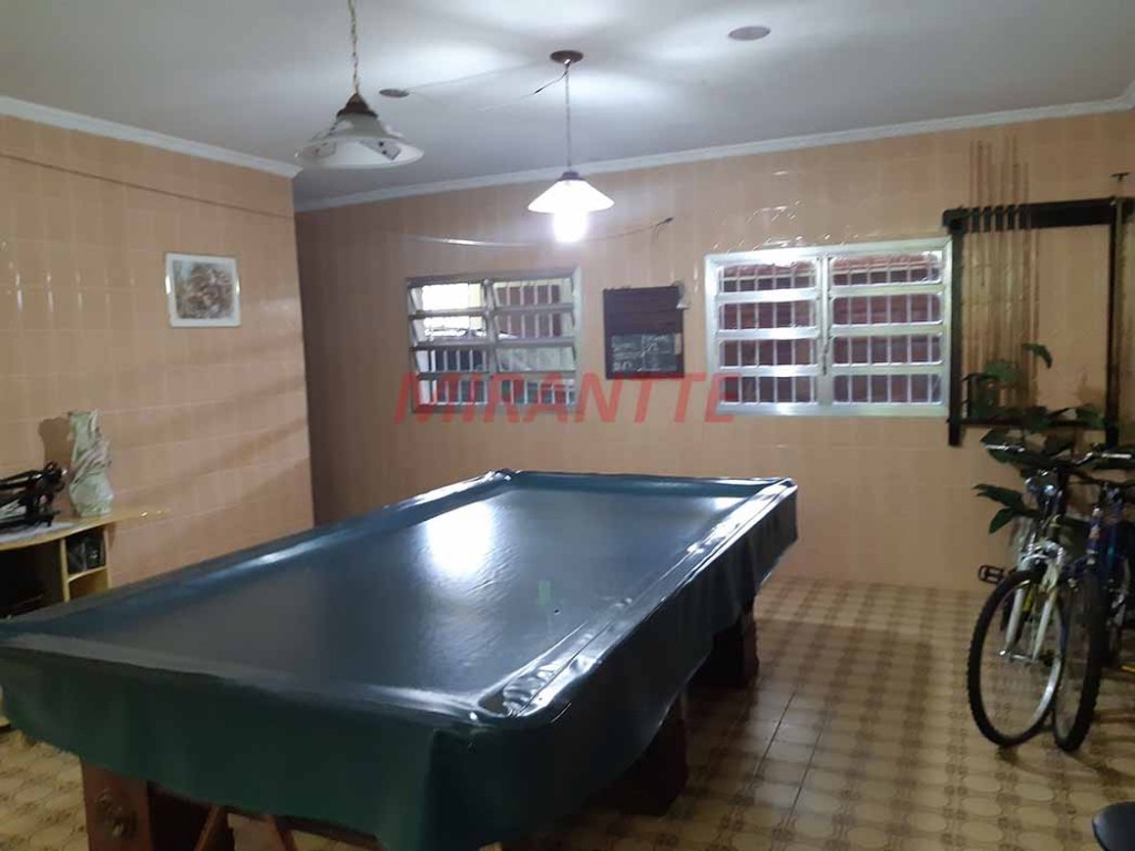 Casa terrea de 237m² com 3 quartos em Santa Teresinha