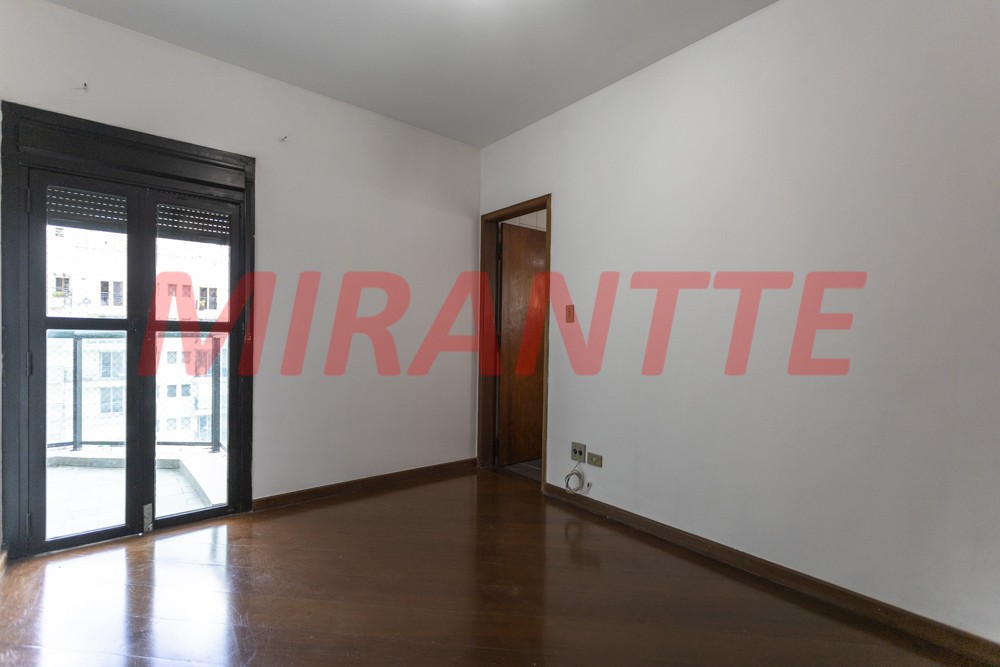 Apartamento de 130m² com 3 quartos em Santana