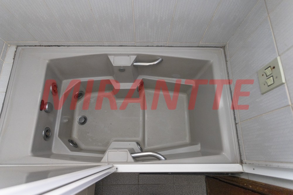 Apartamento de 130m² com 3 quartos em Santana