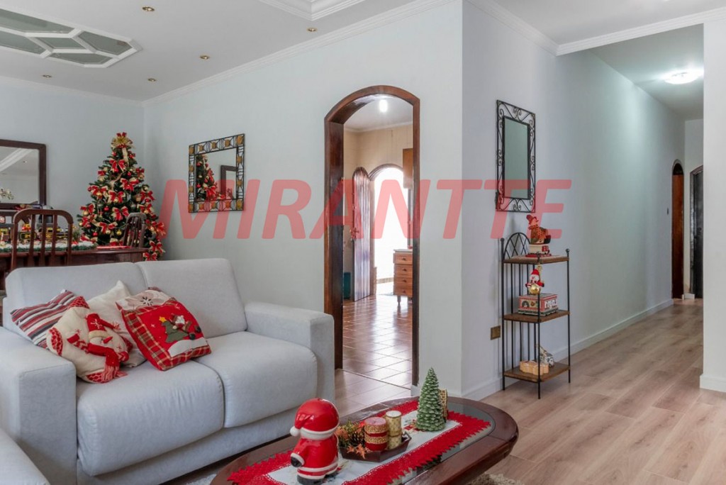 Casa terrea de 135m² com 3 quartos em Jardim Guapíra