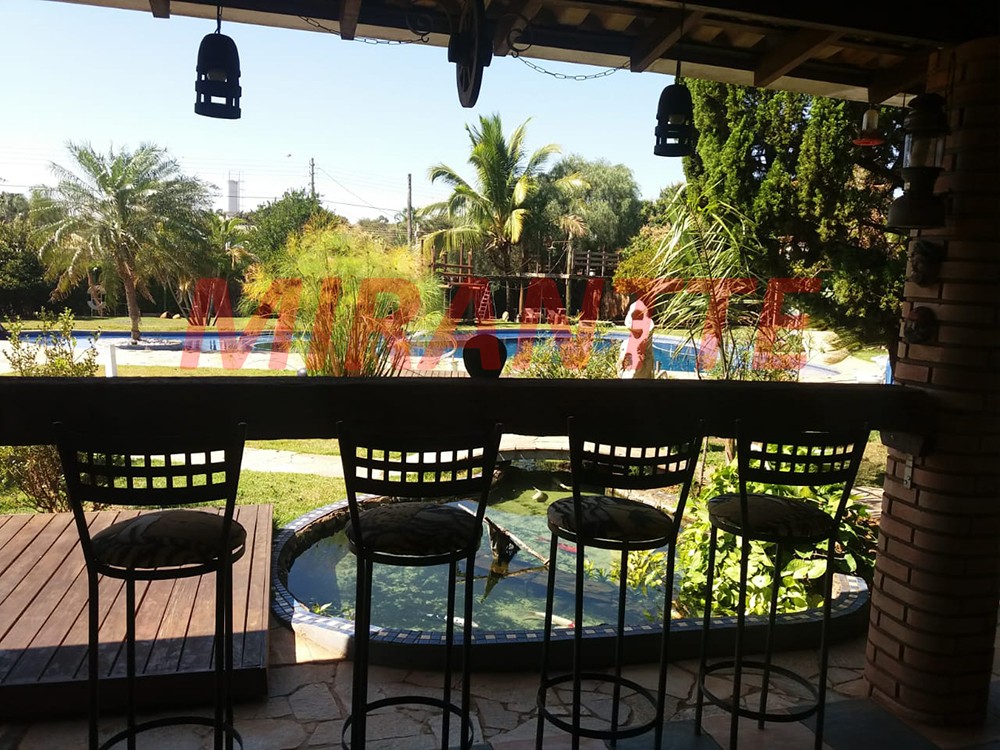 ChÁcara com 3 quartos em Jardim Monte Carlo