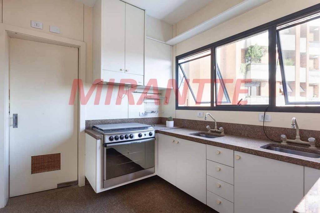 Apartamento com 4 quartos em Higienópolis