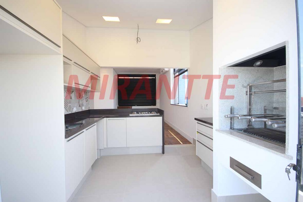 Apartamento com 3 quartos em Moema