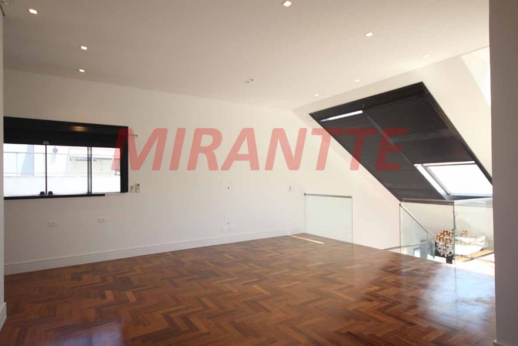 Apartamento com 3 quartos em Moema