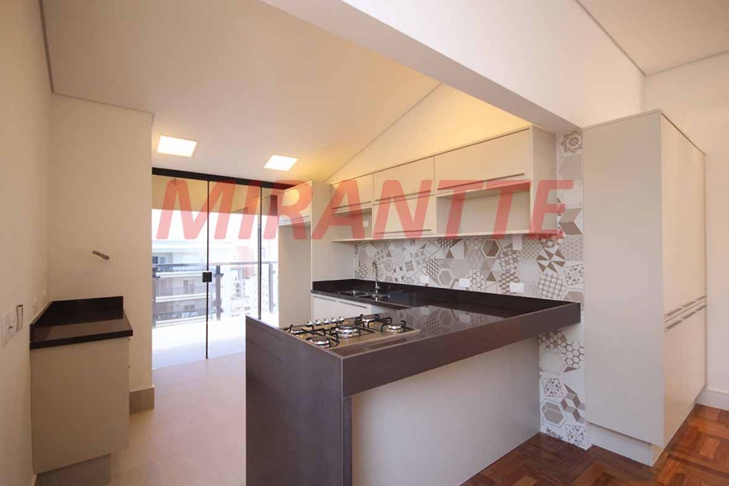 Apartamento com 3 quartos em Moema