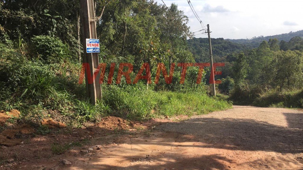 Terreno de 2850m² em Serra Da Cantareira