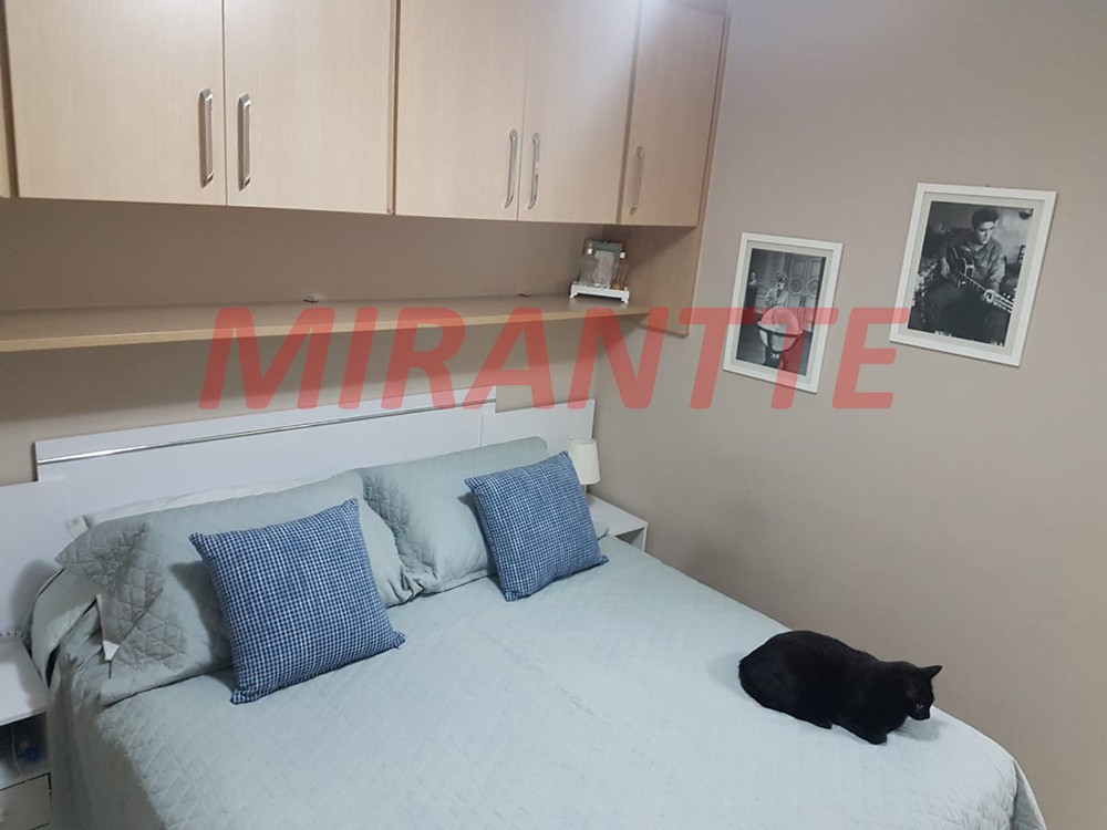 Apartamento com 2 quartos em Vila Aurora