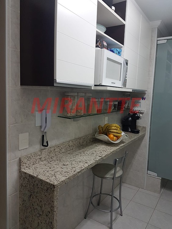 Apartamento com 2 quartos em Vila Aurora