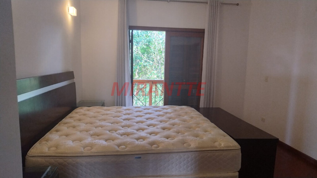 Sobrado de 340m² com 3 quartos em Serra da Cantareira