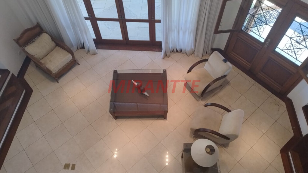 Sobrado de 340m² com 3 quartos em Serra da Cantareira