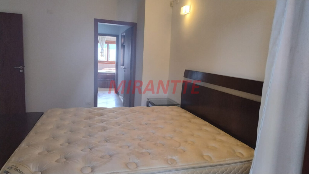 Sobrado de 340m² com 3 quartos em Serra da Cantareira