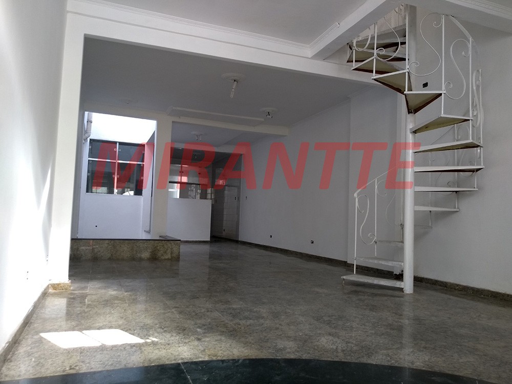 Sobrado com 3 quartos em Ipiranga