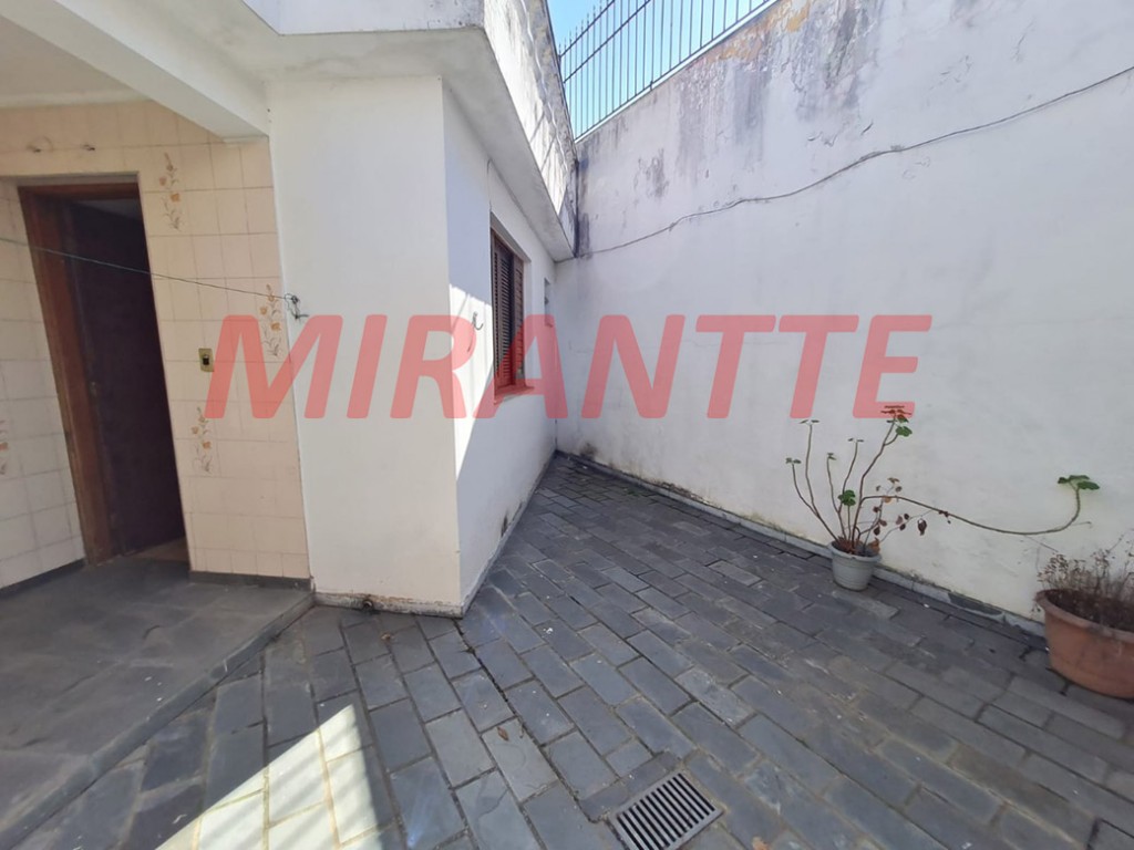 Casa terrea de 252m² com 3 quartos em Santana