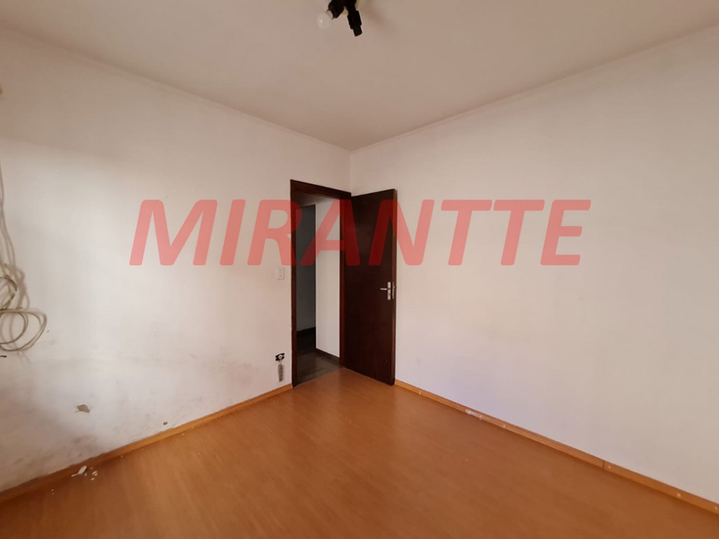 Casa terrea de 252m² com 3 quartos em Santana