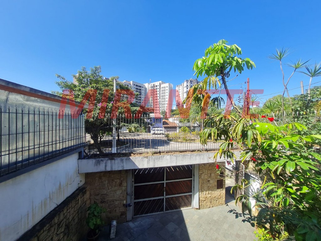 Casa terrea de 252m² com 3 quartos em Santana