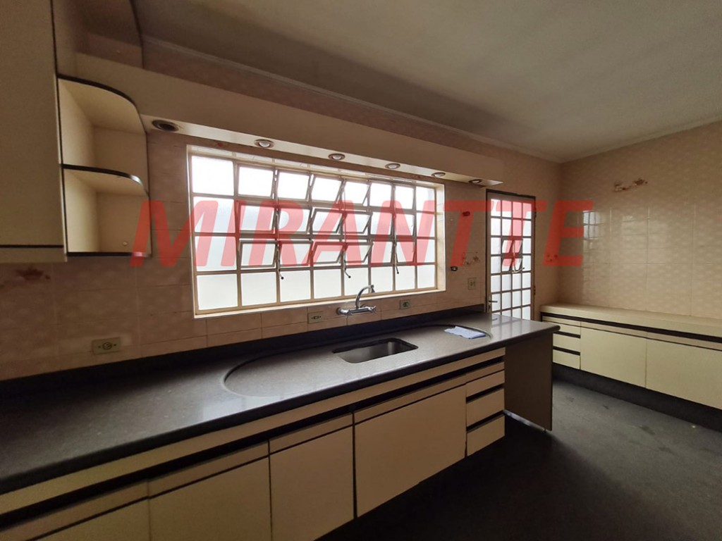 Casa terrea de 252m² com 3 quartos em Santana