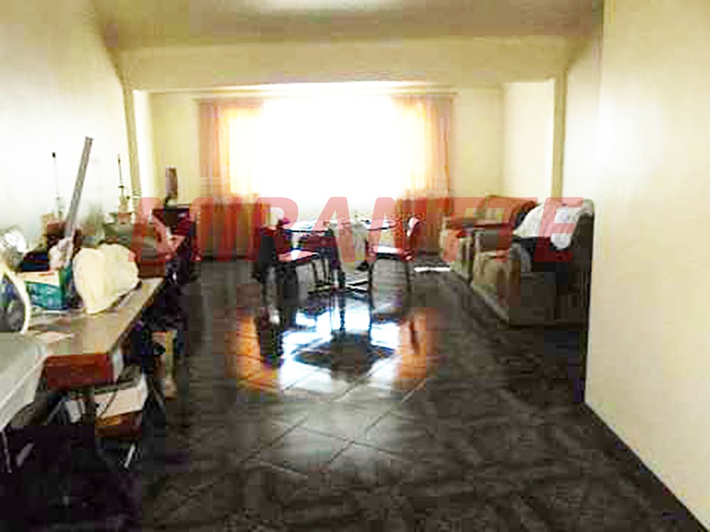 Sobrado de 172m² com 3 quartos em Jardim Japão