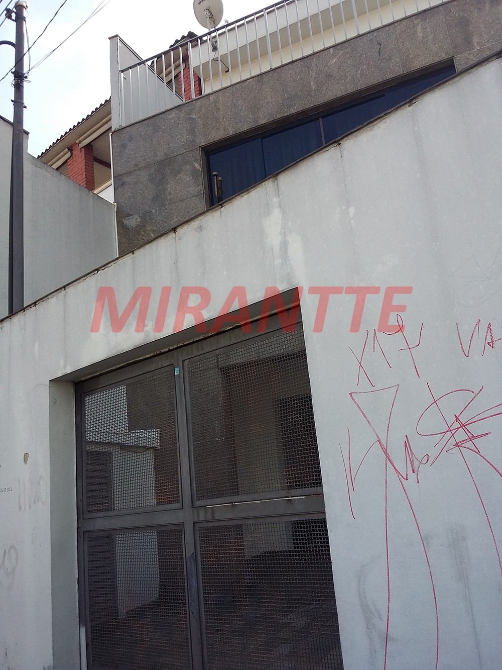Sobrado de 172m² com 3 quartos em Jardim Japão