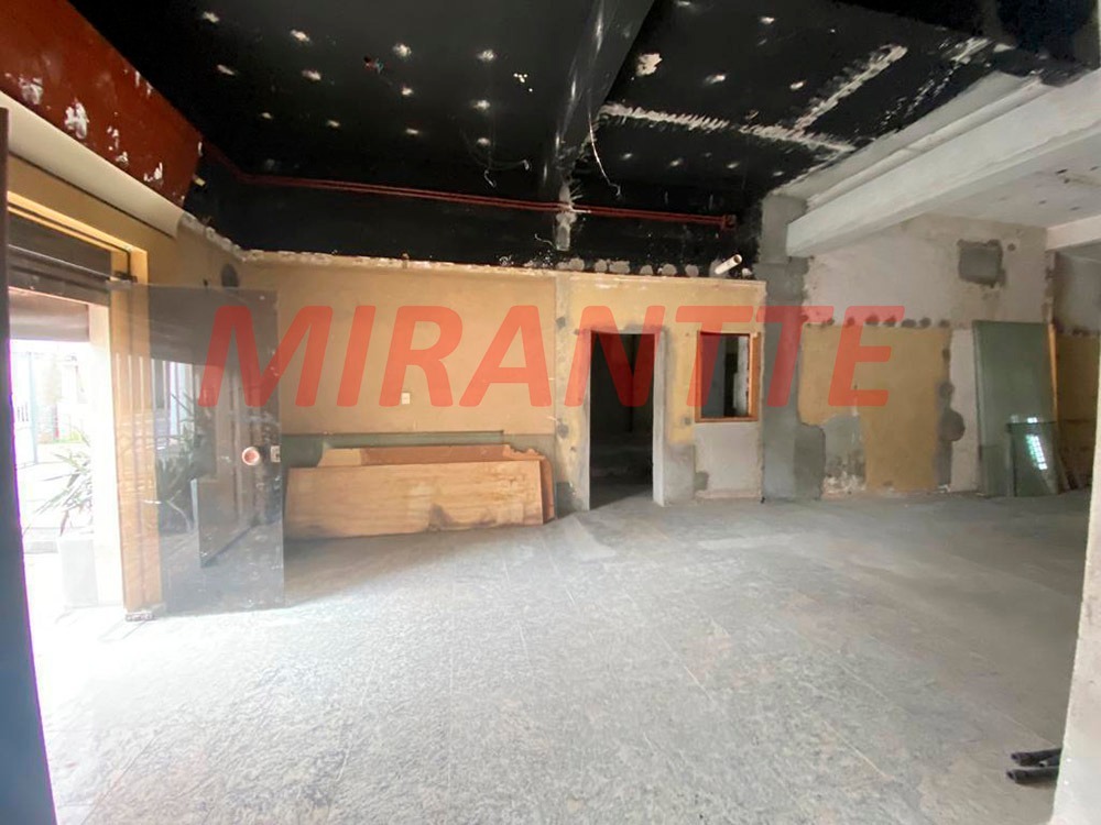 Comercial de 950m² em Jaçana