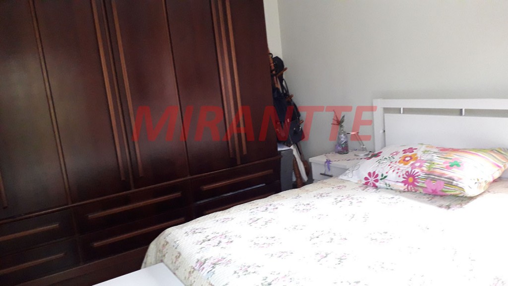 Sobrado de 150m² com 4 quartos em Jardim Guapíra