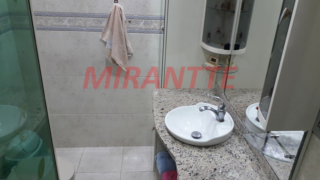 Sobrado de 150m² com 4 quartos em Jardim Guapíra