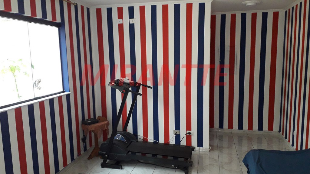 Sobrado de 150m² com 4 quartos em Jardim Guapíra