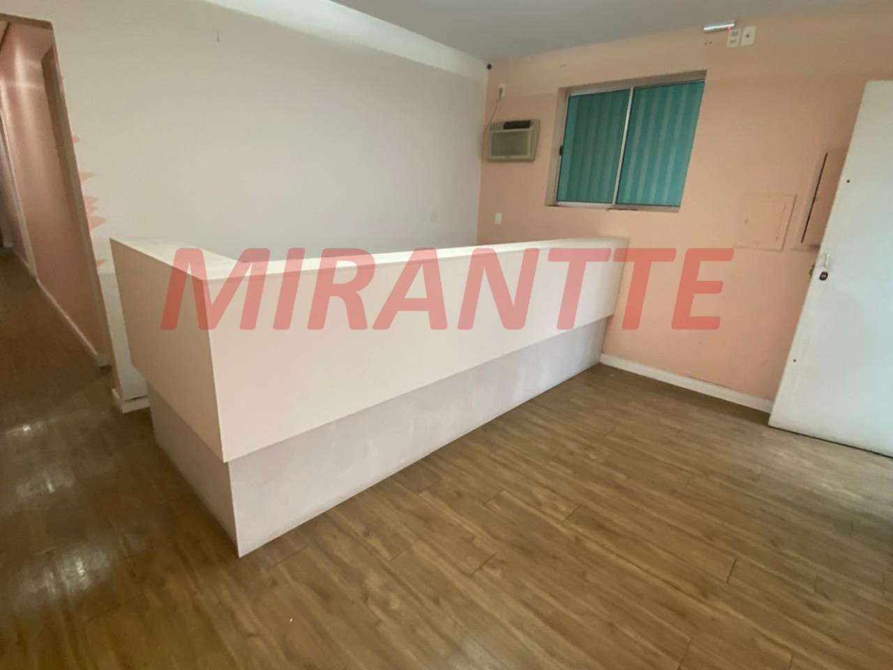 Comercial de 637m² em Santana