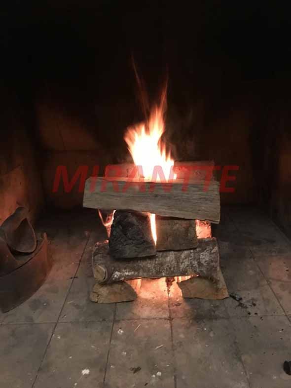 Sobrado de 320m² com 3 quartos em Centro – Mairiporã