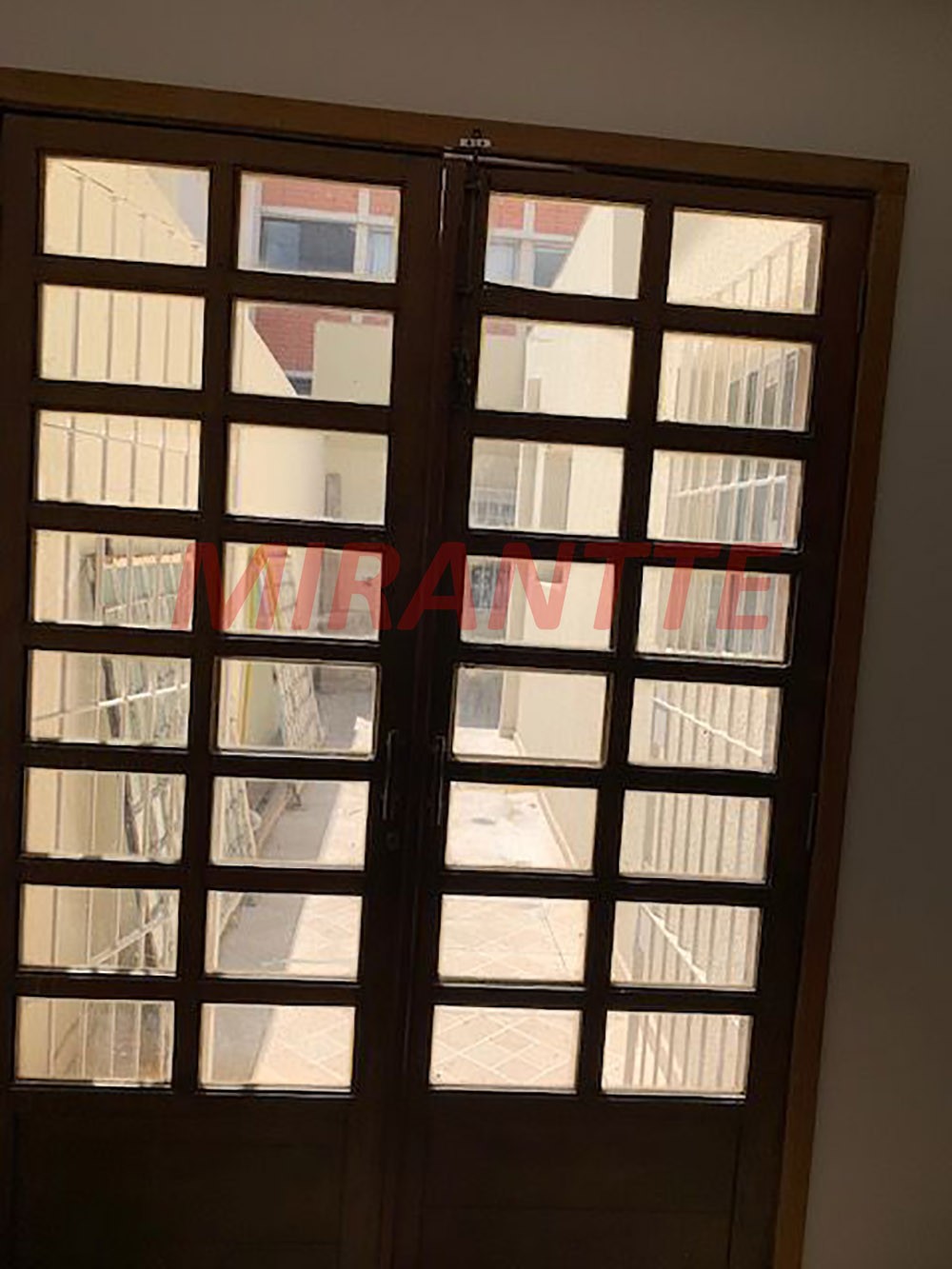 Comercial de 156m² em Santana