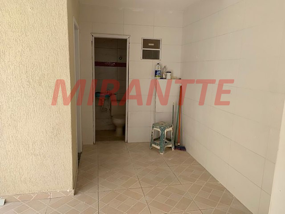 Comercial de 156m² em Santana