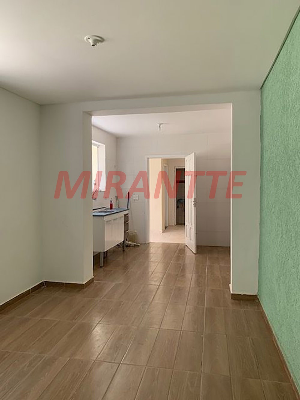 Comercial de 156m² em Santana