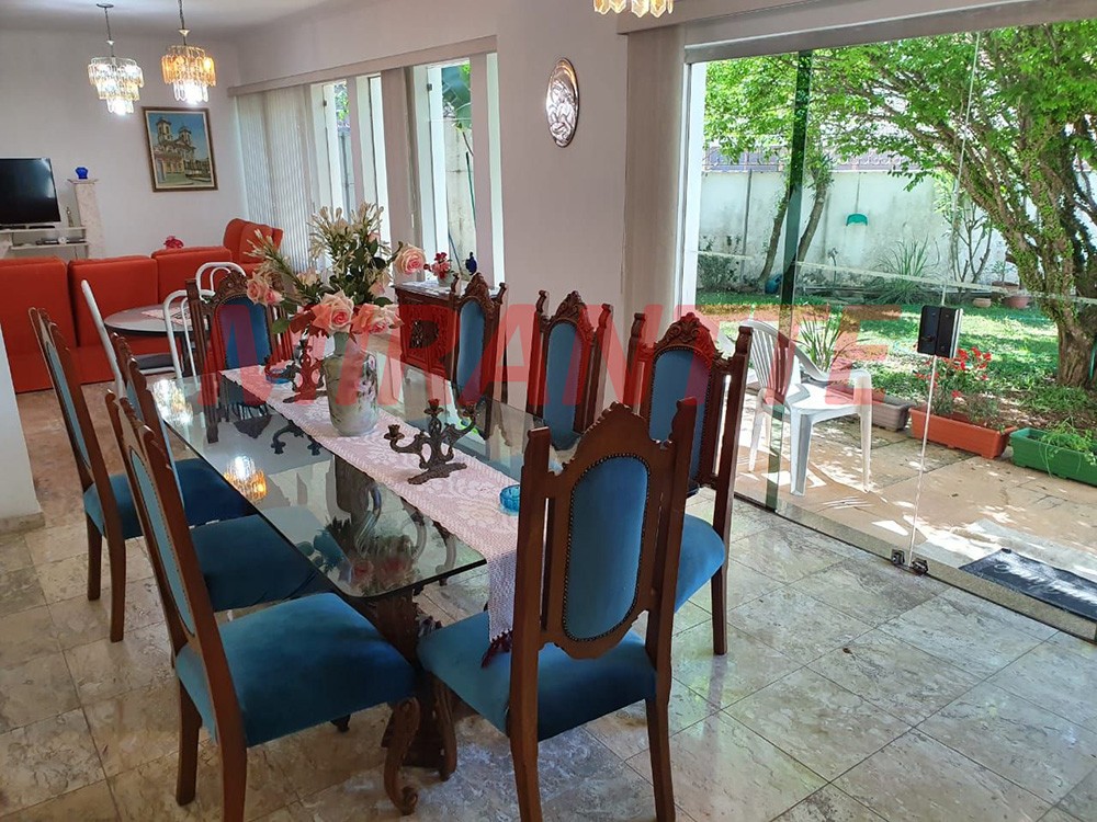 Casa terrea de 477m² com 4 quartos em Jardim São Bento