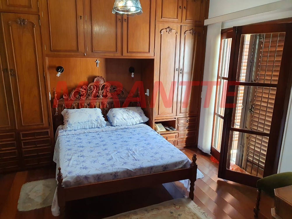 Casa terrea de 477m² com 4 quartos em Jardim São Bento