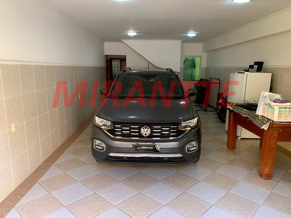 Sobrado de 153m² com 3 quartos em Vila Nivi