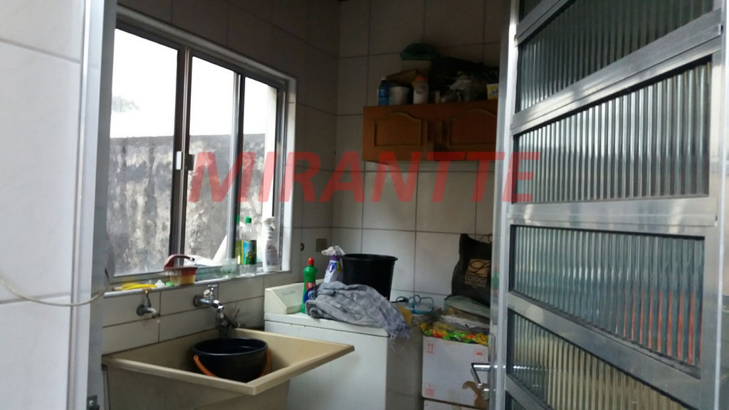 Sobrado de 204m² com 3 quartos em Parque Casa De Pedra
