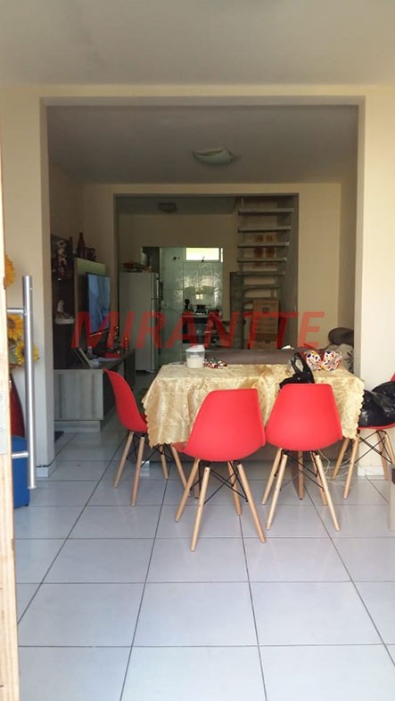 Sobrado de 130m² com 4 quartos em Santana