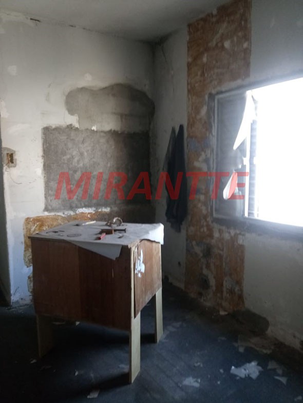 Sobrado de 220m² com 6 quartos em Pompéia