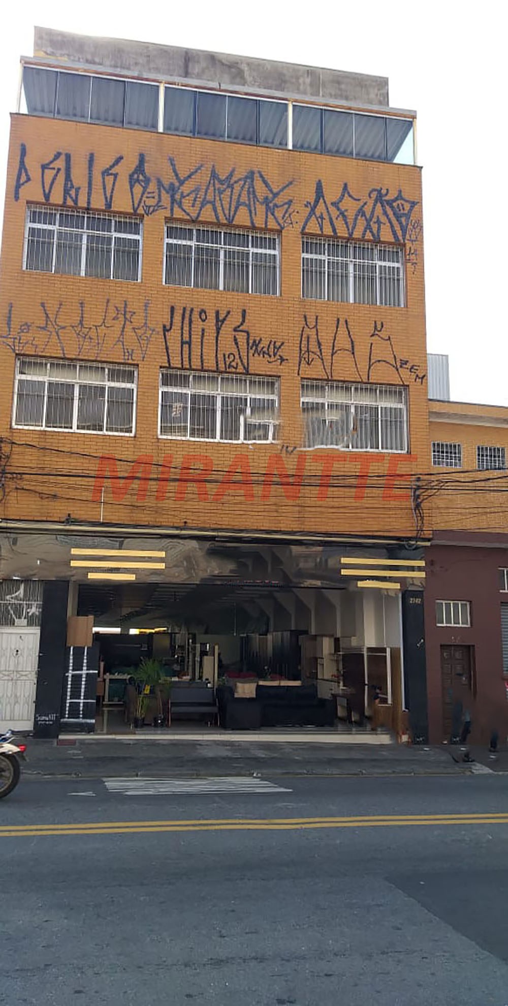 Comercial de 580m² em Jardim Vila Galvão